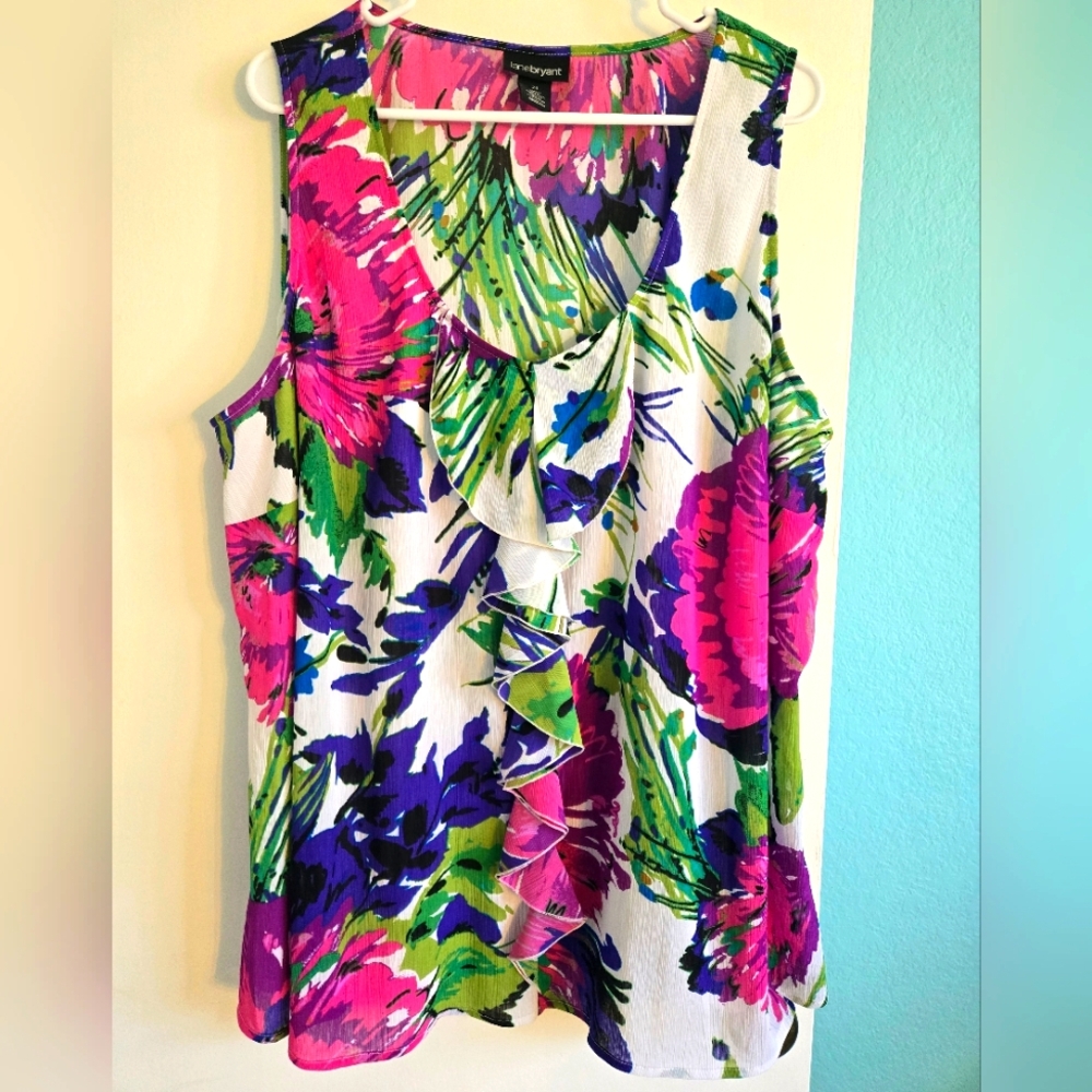 Lane Bryant Vibrant Floral Sleeveless Blouse Size 26